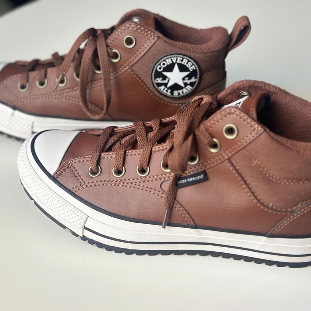SOLD: Converse Chuck Taylor All Star Street Mid Brown Leather Men's 7